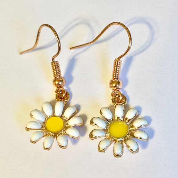 Daisy Flower Earrings Rose Gold Plated Enamel White Yellow Dangle Dainty - Picture 7 of 12